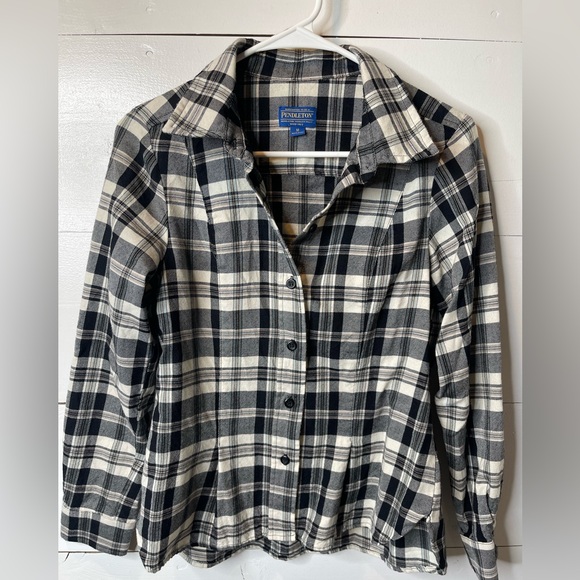 Pleated Pendleton Shirt size Medium Plaid Womens - Picture 2 of 6